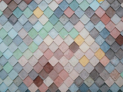 Soms heb je van die dagen. Je bent vrij van werk, studie, en Netflix doet het ‘t ff niet meer voor je. VERVELING.. Creativiteit is dé manier om verveling tegen te gaan en het is tevens super goed voor je brein om je creatieve zelf aan het werk te zetten. Als je af en toe de creatieve kant van je hersenen gebruikt, ben je over het algemeen meer productief en houd je je hersenen jong. Good news, right? Maar er is meer: creativiteit helpt stress verlagen en angstproblemen te verminderen! Maar, hoe trigger je dit deel van je hersenen? Wij hebben 6 simpele manieren onder elkaar gezet! Zo stimuleer je creativiteit.