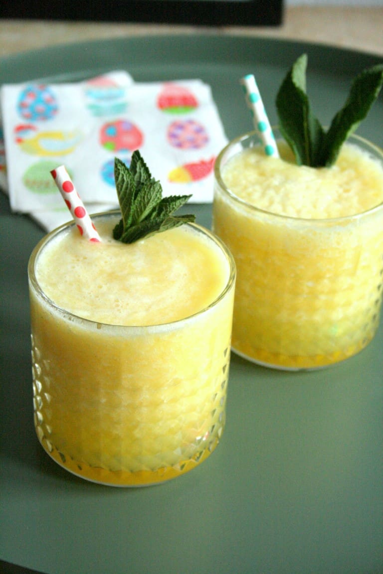 Yes! Het is Pasen en dat mag gevierd worden met goed eten & lekkere drankjes. Dan kunnen we voor een Mimosa gaan, maar wij zouden Girls Who Magazine niet zijn als we geen speciale Paascocktail drinken. Onze drink-specialist Kylie heeft weer een heerlijk recept voor jullie klaargezet. Perfect voor jullie Paasbrunch!